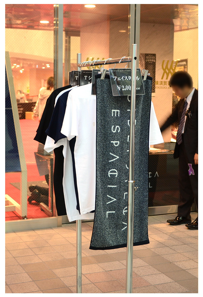 Tシャツ類