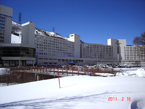 苗場プリンスホテル全景